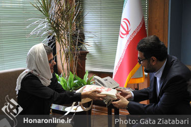 دیدار معاون امور هنری وزارت فرهنگ و ارشاد با مدیر شهرک بین‌المللی هنرهای پاریس