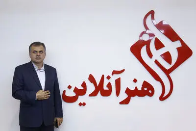 مردم به واحدهای توزیع مستقیم محصولات نساجی دسترسی ندارند / روایت حمیدرضا نیک‌طبع از بخش صنعت نهمین جشنواره مد و لباس فجر