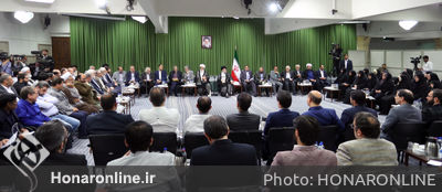 دیدار اهالی فرهنگ و ادب و شاعران در شامگاه زادروز امام حسن مجتبی(ع) با رهبر معظم انقلاب