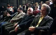 پایان اجرای نمایش 