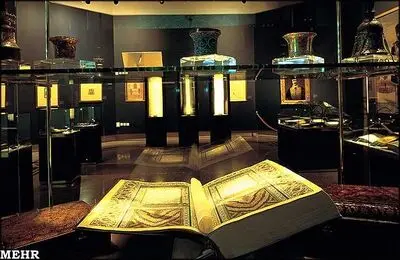 بازدید از پشت صحنه‌های  یک کتابخانه و موزه 80 ساله