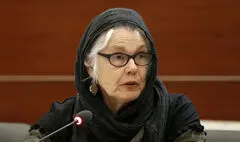 رنگ در سوزن‌دوزی‌های بلوچ نیازمند تعدیل است / ایران استعدادهای قابل توجه دارد / روایت نماینده شرکت Chiefe ایتالیا از پتانسیل طراحان لباس در ایران