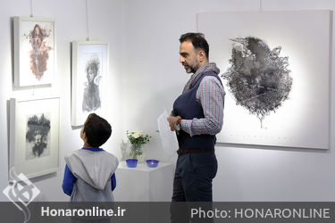 نمایشگاه نقاشی خط طراحی محسن کرمی در گالری مژده