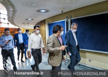 بازدید محمود سالاری معاون امور هنری وزارت فرهنگ و ارشاد اسلامی از اجراهای ویژه برنامه هفته هنر انقلاب اسلامی در تئاتر شهر