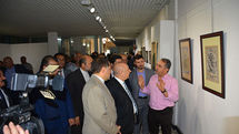 Iranian war veterans hang works in Baghdad