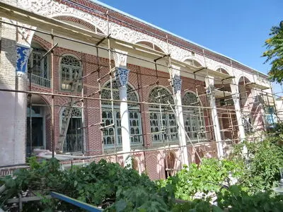 خانه تاریخی نیکدل بدون طرح و مستندنگاری مرمت شده است