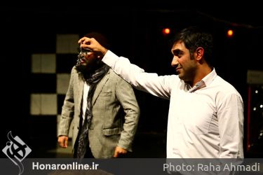 نمایش «دو دوز سایتوتیک» در سالن حافظ