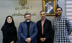 تجلیل از دو رتبه برتر کنکور هنر از هنرستان‌های هنرهای زیبا با حضور وزیر فرهنگ | اسماعیلی: توسعه آموزش هنر با رویکرد عدالت فرهنگی از اهداف اصلی وزارت فرهنگ است