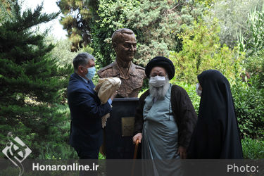 مراسم رونمایی از سردیس شهید حاج قاسم سلیمانی در تالار رودکی
