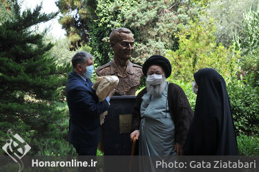 مراسم رونمایی از سردیس شهید حاج قاسم سلیمانی در تالار رودکی