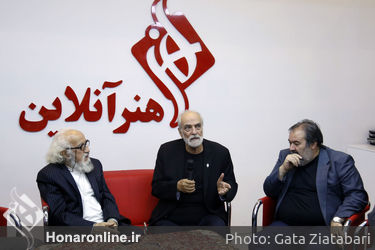 غرفه هنرآنلاین در چهارمین روز بیست و سومین نمایشگاه مطبوعات (1)