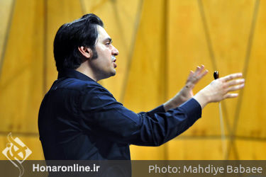 تمرین ارکستر سمفونیک تهران با رهبری بابک کاظمی در تالار رودکی