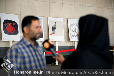 آیین افتتاح نمایشگاه «کن از نمای نزدیک» در ایوان انتظار میدان ولی‌عصر(ع)