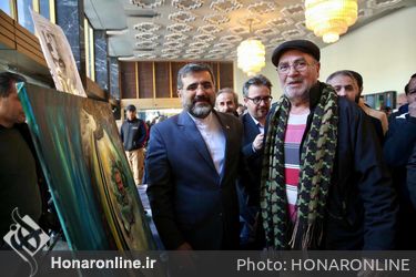 حضور اهالی فرهنگ و هنرمندان پای صندوق رای تالار وحدت