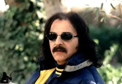 کوروش یغمایی از دنیای موسیقی خداحافظی کرد