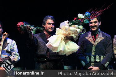  ششمین روز جشنواره موسیقی فجر  گروه سوریانگ لرستان و حجت اشرف زاده در برج آزادی