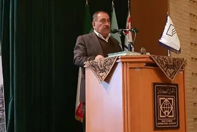 توجه به ظرفیت‌های روستایی موجب تسریع در توسعه می‌شود / همایش ملی معماری و شهرسازی در دانشگاه
بین‌المللی امام خمینی برگزار شد