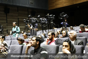 نشست خبری سی و ششمین جشنواره جهانی فیلم فجر در  پردیس چارسو