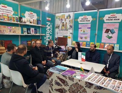 Iranian writers’ Turkish editions launched at Istanbul book fair