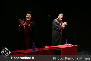 نمایش "شاهدین اعدام" در تماشاخانه مهرگان