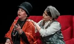 ببینید | اجرای نمایش «نماینده ملت» در پردیس تئاتر شهرزاد