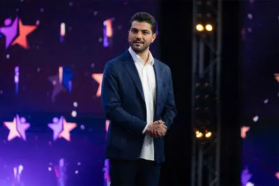 سینا مهراد «کاپیتان» تلویزیون شد