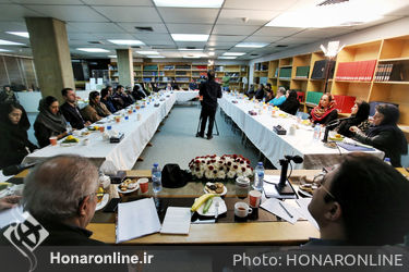 نشست مدیران جشنواره هنرهای تجسمی فجر و گالری داران