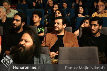 کنسرت روایت وداع با آهنگسازی و خوانندگی حسام آرین و روایتگری و دکلمه امیرمحمد صمصامی در دهه سوم محرم در تالار سوره حوزه هنری