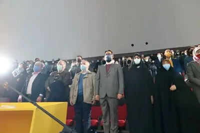 نمایش ۲۰۰ اثر و معرفی برگزیدگان سومین جشنواره ملی لباس کودک و نوجوان در آئین اختتامیه