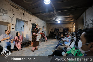 نمایش چخوف ساد (جلد اول و دوم) در بوتیک تئاتر ایران