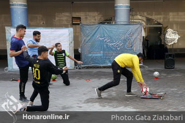 اجرای نمایش‌ خیابانی «چرخیدن» در چهل و یکمین جشنواره تئاتر فجر
