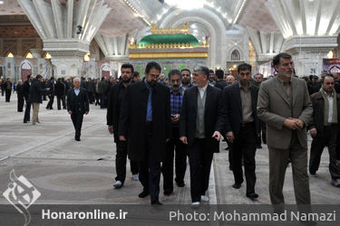 تجدید بیعت وزیر فرهنگ و ارشاد اسلامی به همراه جمعی از معاونان و مدیران این وزارتخانه و اصحاب فرهنگ، هنر، رسانه و با آرمان‌های حضرت امام (ره) 