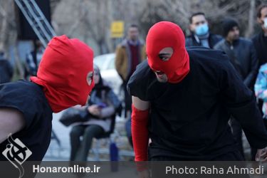 اجرای نمایش‌ «آکوستیک مین» در چهل و یکمین جشنواره تئاتر فجر - پهنه رودکی