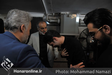 مراسم گرامى‌داشت هفتمین شب شهادت امام حسین (ع) در موسسه توسعه هنرهای معاصر (2)