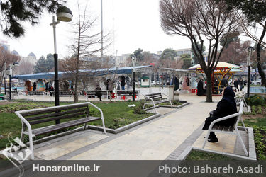 کارگاه آماده‌سازی تخم‌مرغ‌های نوروزی در  میدان نارمک
