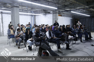 نشست تخصصی عکاسان ایران و افغانستان در مرکز فرهنگی هنری تیرافکن