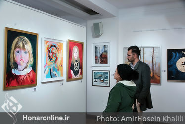 نمایشگاه گروهی با عنوان «چتری از جنس باران» در گالری سرزمین هنر