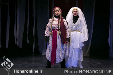 نمایش "مده آ" در سالن قشقایی