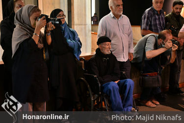 نمایشگاه مروری بر بازتاب جریان عاشورا در هنرهای تجسمی معاصر با عنوان «همچنان جاری»  