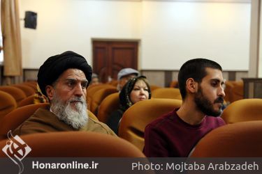 تجلیل از هنرمندان متولد دی ماه در مجتمع باغ زیبا