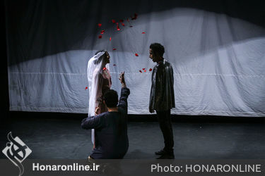 نمایش " گوژپشت نتردام" در تماشاخانه باران