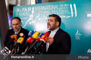 افتتاحیه یازدهمین جشنواره بین‌المللی مد و لباس فجر در برج میلاد