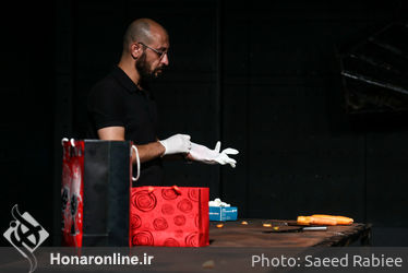 نمایش "پیشی خورد"در خانه نمایش اداره تئاتر