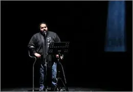 رضا صادقی 27 آذر فقط گوش می‌کند