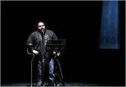 رضا صادقی 27 آذر فقط گوش می‌کند