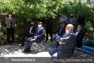مراسم رونمایی از سردیس "سیمین دانشور" در خانه موزه سیمین و جلال