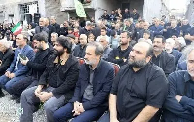 آیین روز ملی هنرهای نمایشی در محل شهادت ١٢ شهید رمضان 

