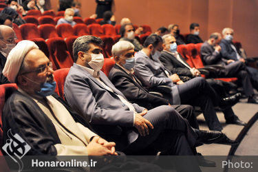 رونمایی از مجموعه آثار هنری رضوی در تالار رودکی