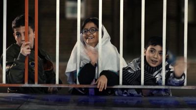 آغاز پخش بین‌المللی «سیزده دو تا هشت» / روایت تنهایی یک کودک در شهربازی