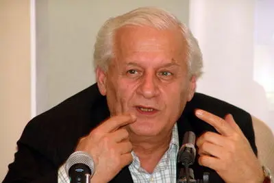 سینمای فاقد پژوهش به بنگاه شادمانی تبدیل می‌شود / گفت‌و‌گوی هنرآنلاین با اکبر عالمی